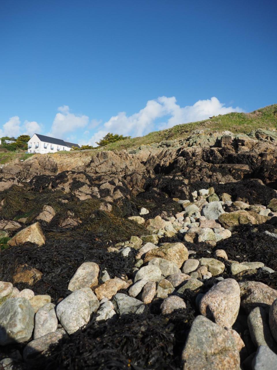 Le Roc'H Ar Mor Hotel Ushant Exterior foto